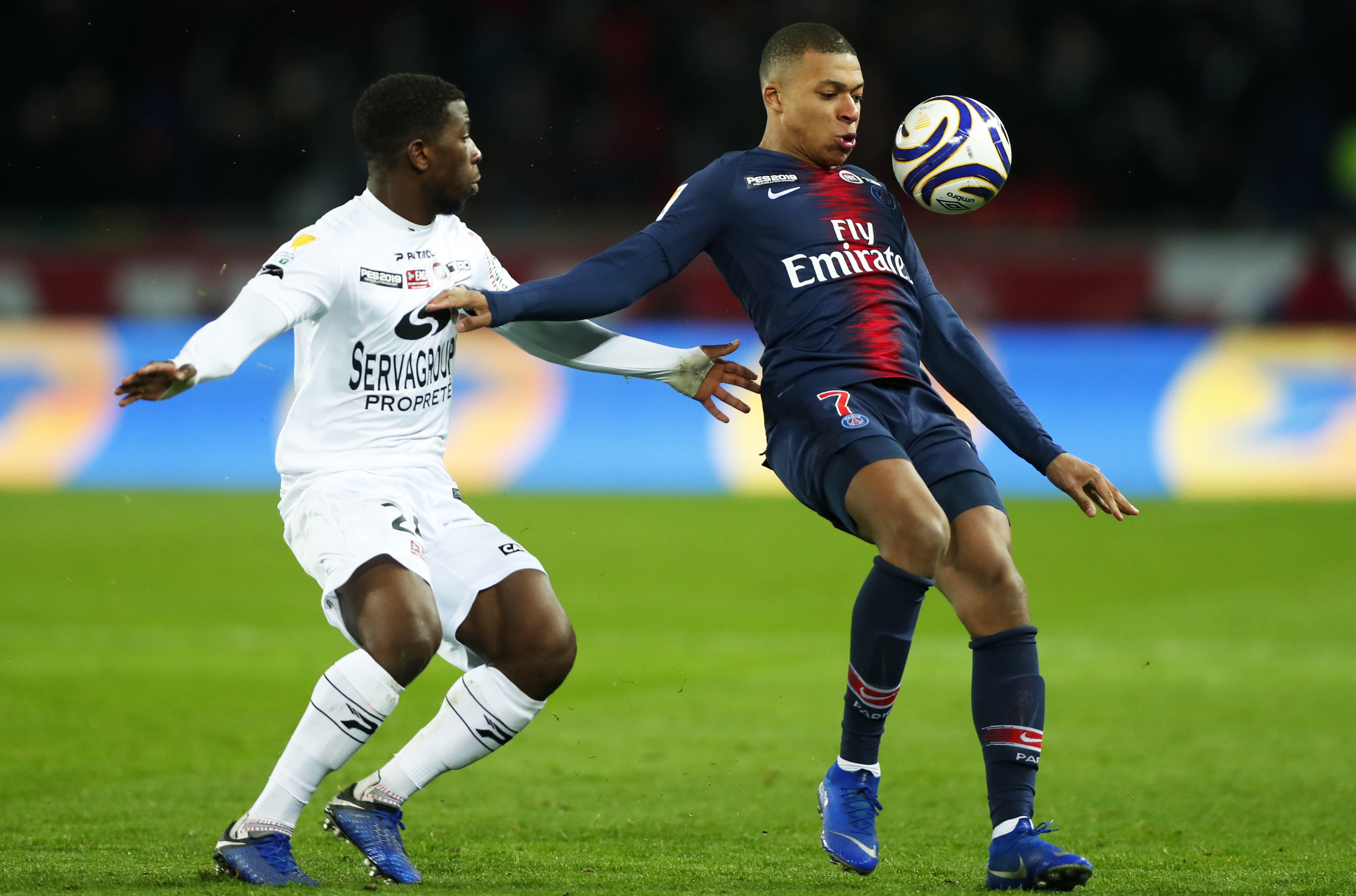 在近日的一 在近日的一