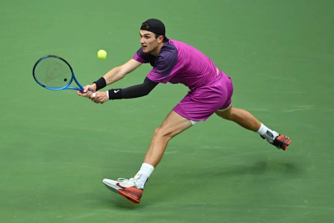 过去詹姆斯 过去詹姆斯