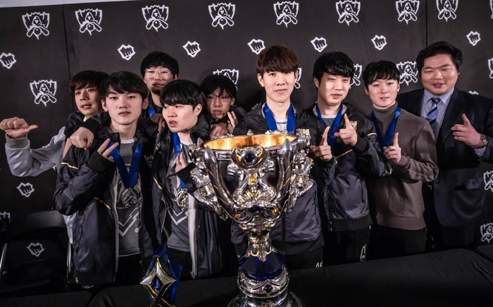 中的地位 中的地位