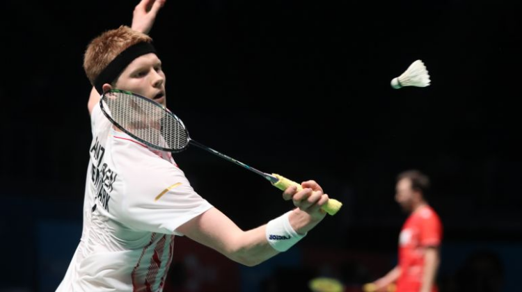 传跑错位 传跑错位